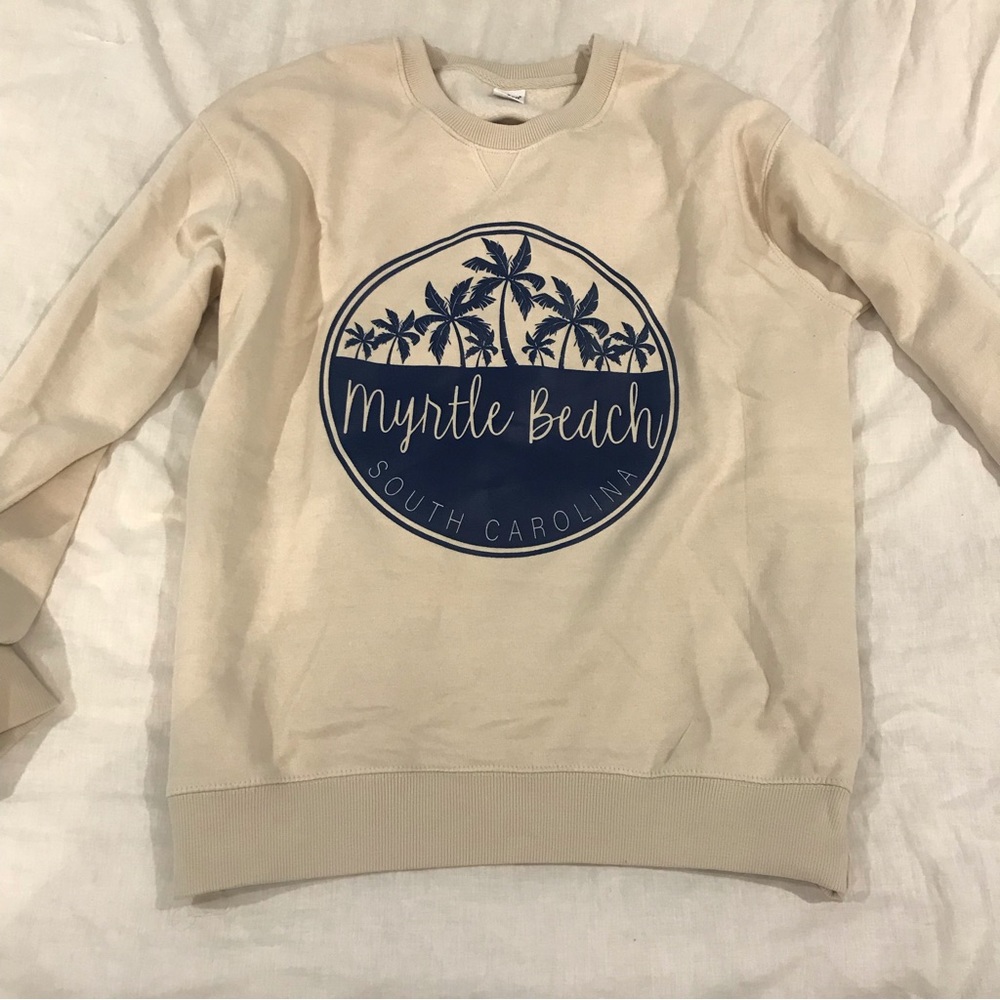 NWOT Women’s Myrtle Beach Cream-Colored Crewneck Size L